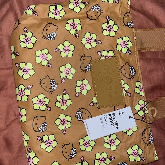 ALOHA Collection x Hello Kitty - Picture 3 of 5